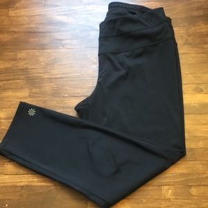 Cropped Athleta leggings